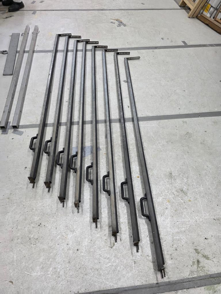 Glaspalen t.b.v. glasrasteel 2,30 meter lang, Ophalen