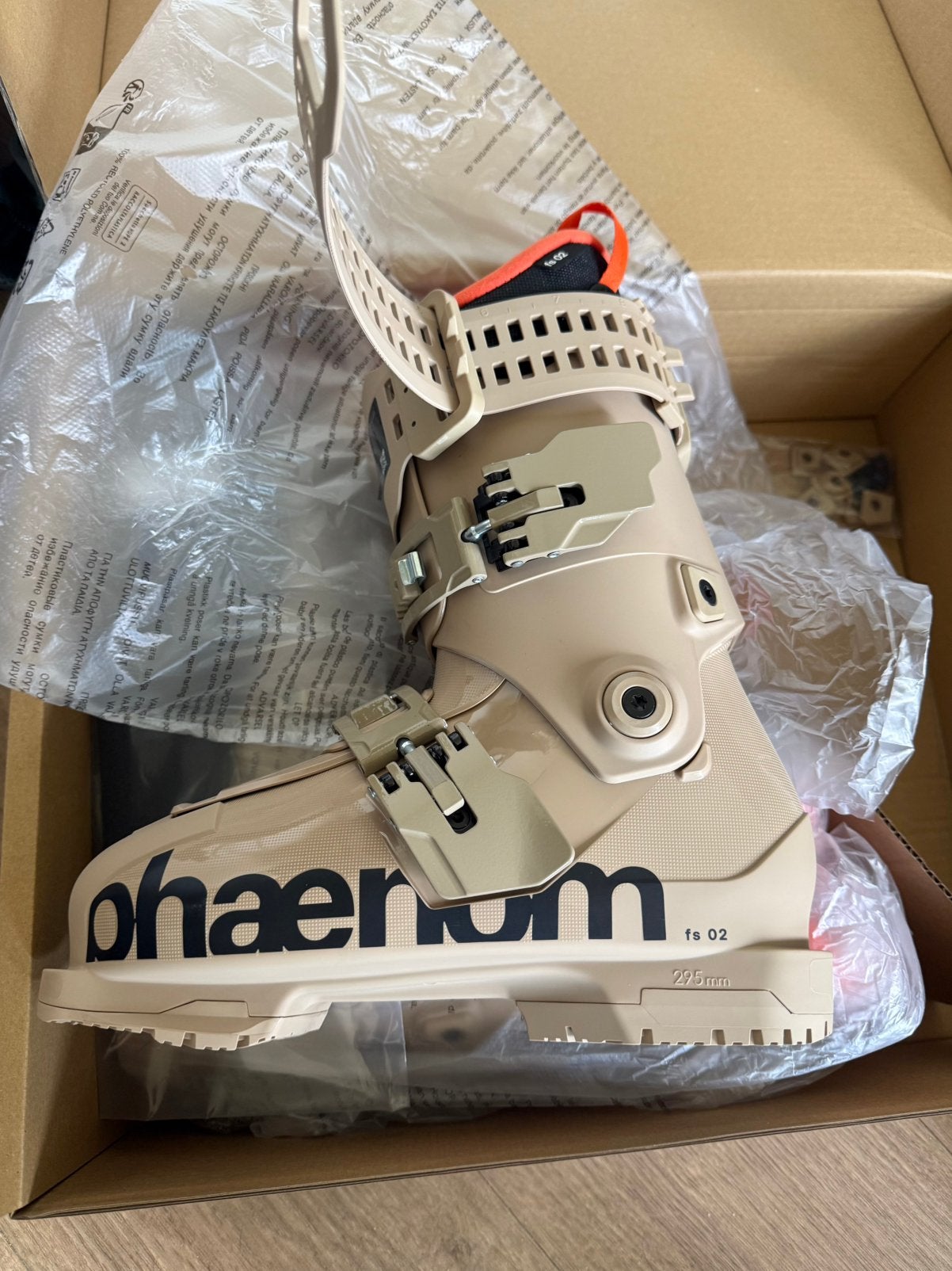 Phaenom FS02 110 Ski Boots – Size 26/26.5 – Brand New, Overige merken, 160 tot 180 cm, Schoenen, Nieuw