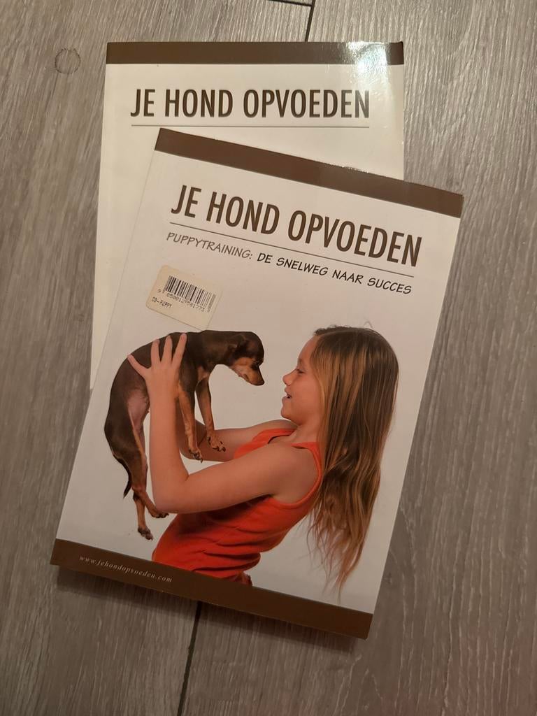 Je hond opvoeden & Puppy boek van jehondopvoeden com, Ophalen of Verzenden, Zo goed als nieuw, Overige onderwerpen