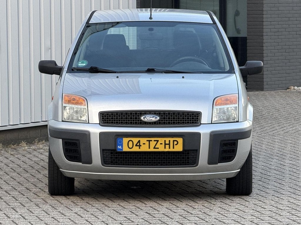 Ford Fusion 1.4-16V airco inruil mogelijk, Auto's, Ford, Voorwielaandrijving, 15 km/l, Gebruikt, 49 €/maand