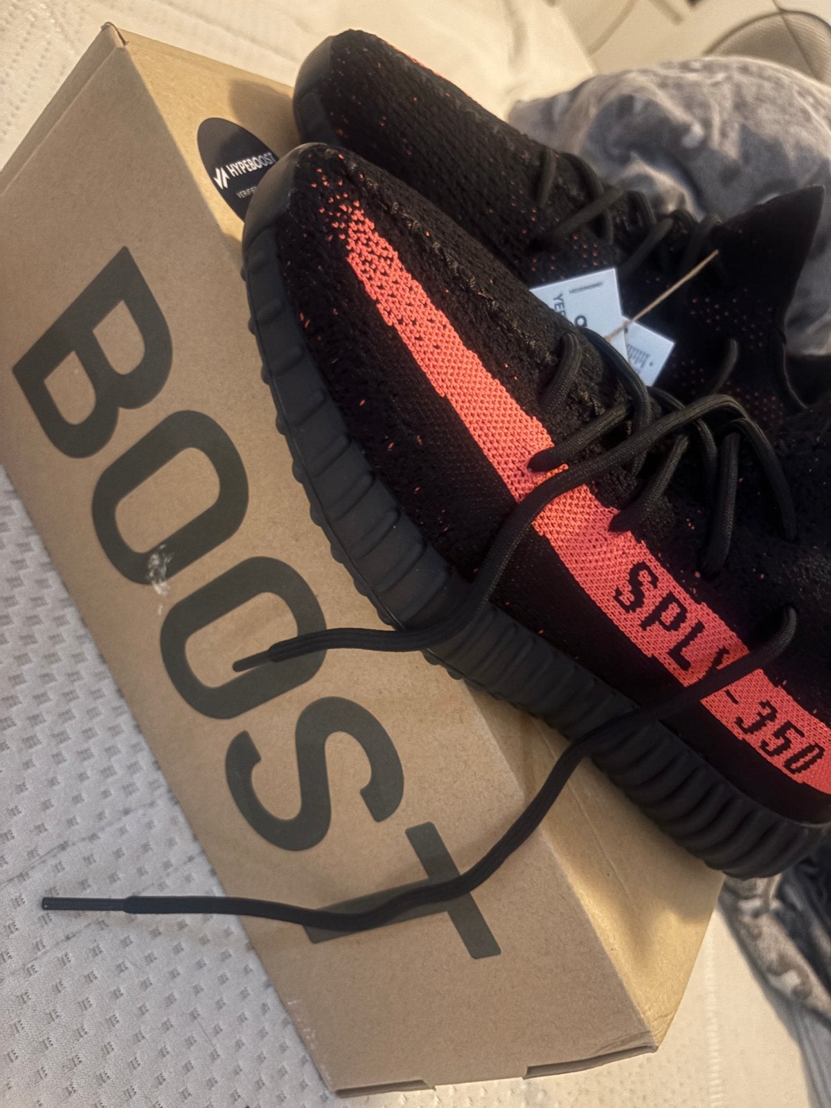Orginele Yeezy van Kanye West *Nieuw*, Zwart, Nieuw, Ophalen of Verzenden, Sneakers of Gympen