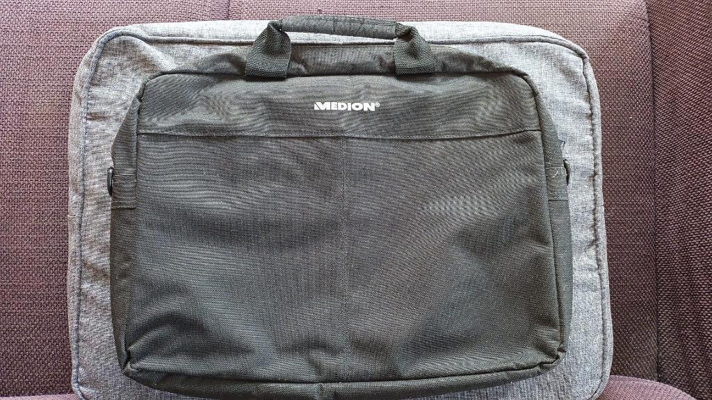 laptoptas medion, zwart, zgan, Ophalen, 17 inch of meer, Zo goed als nieuw