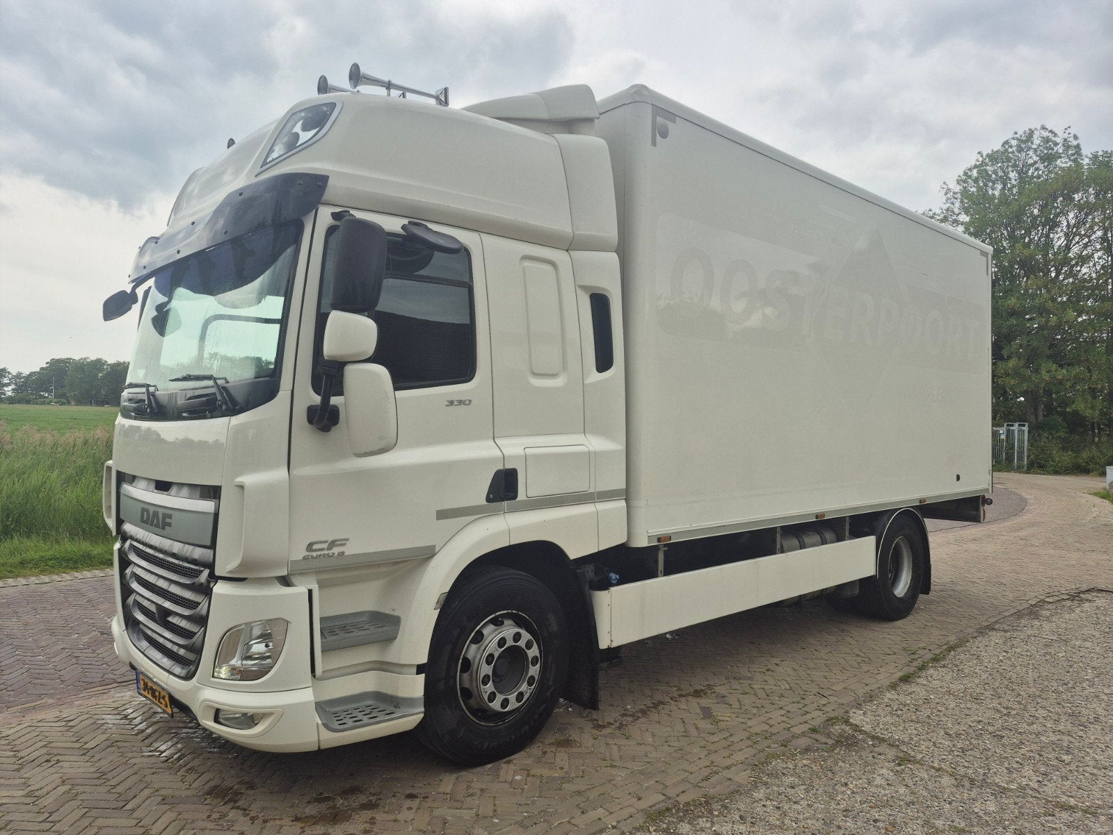 Daf cf 330 4x2 euro 6!! 386.000 km zeer nette wagen!!!, Auto's, Bedrijf, Te koop