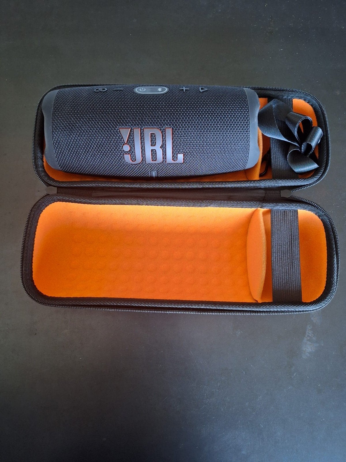 JBL Charge 5 Draagbare Bluetooth Speaker met Hoes, Audio, Tv en Foto, Luidsprekers, JBL, Ophalen of Verzenden, Zo goed als nieuw