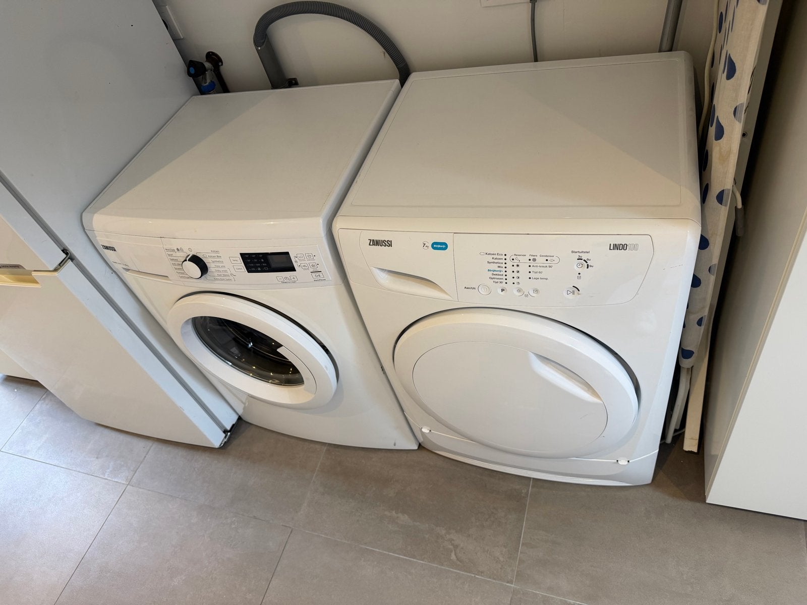 Zanussi Wasmachine en Droger - Zeer goede staat!, Ophalen, Zo goed als nieuw, Voorlader, 85 tot 90 cm