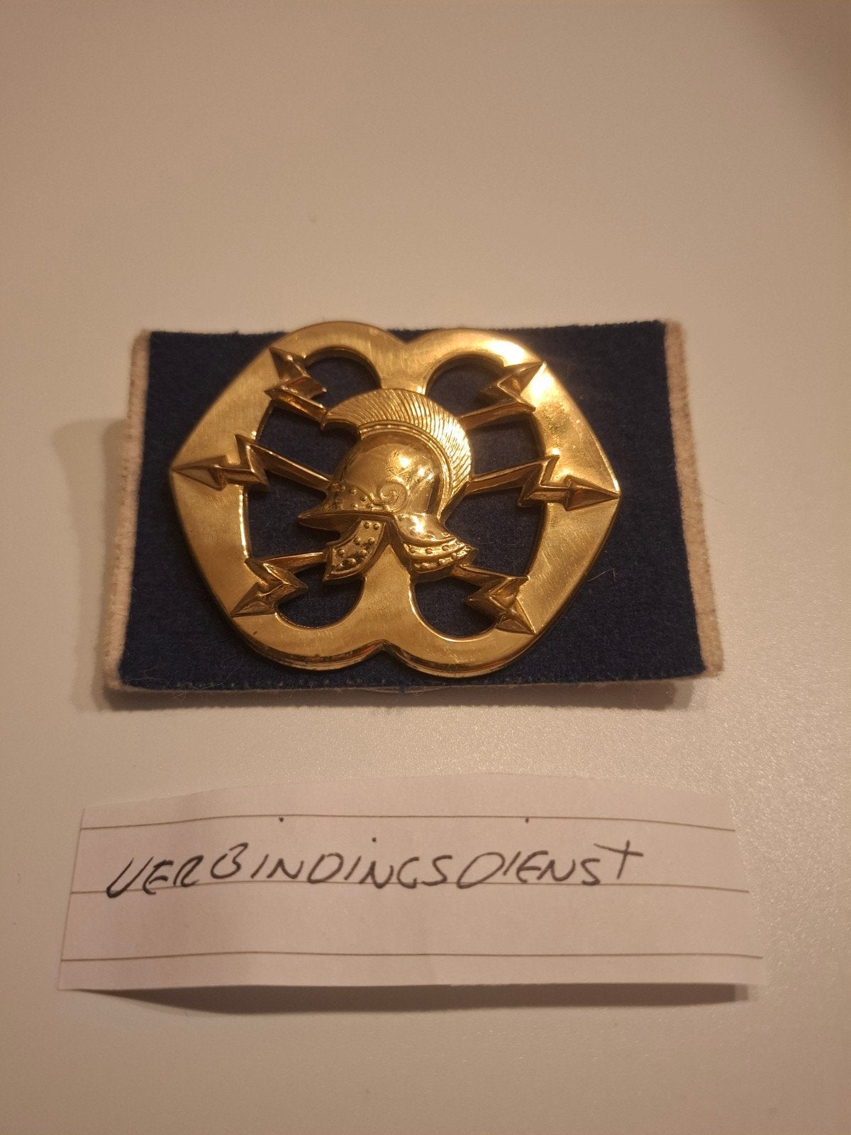 Militair embleem Verbindingsdienst Landmacht, Ophalen of Verzenden, Landmacht, Nederland, Embleem of Badge
