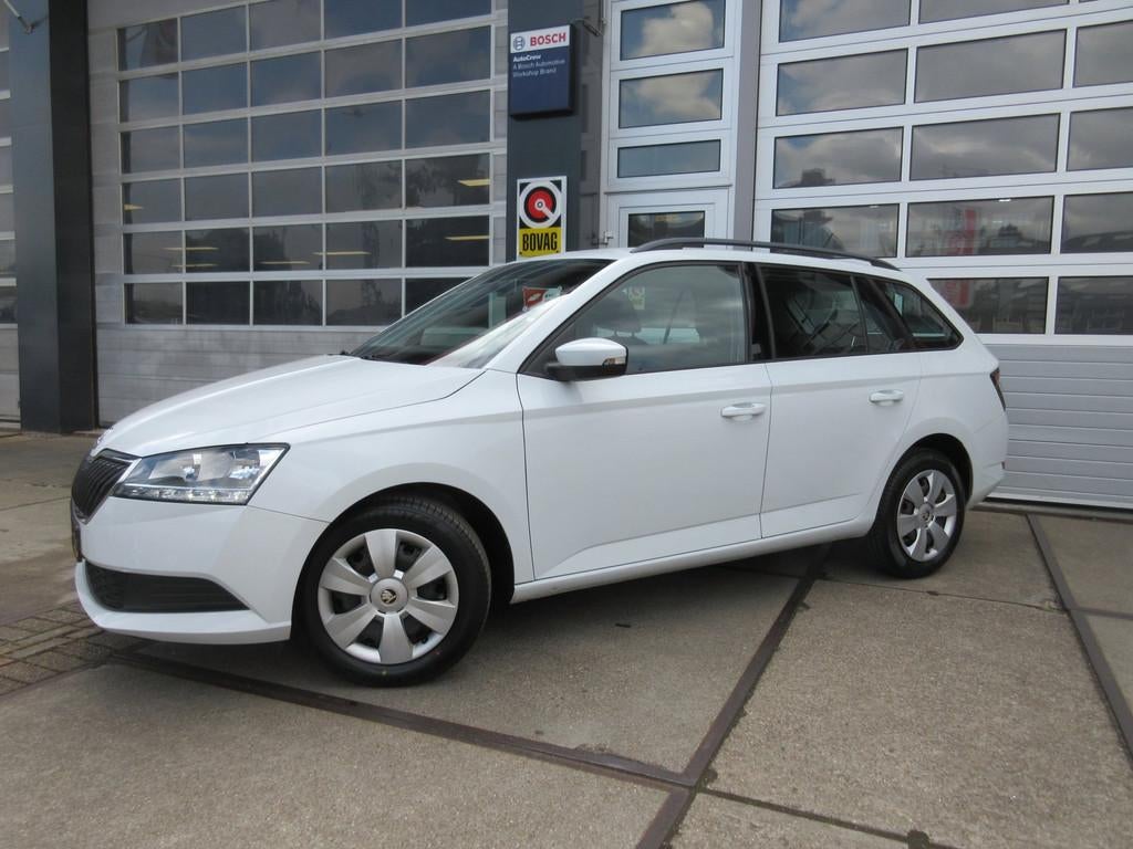 Skoda Fabia Combi 1.0 Active / Airco / Cruise controle, 12 maanden, Stof, Gebruikt, Origineel Nederlands