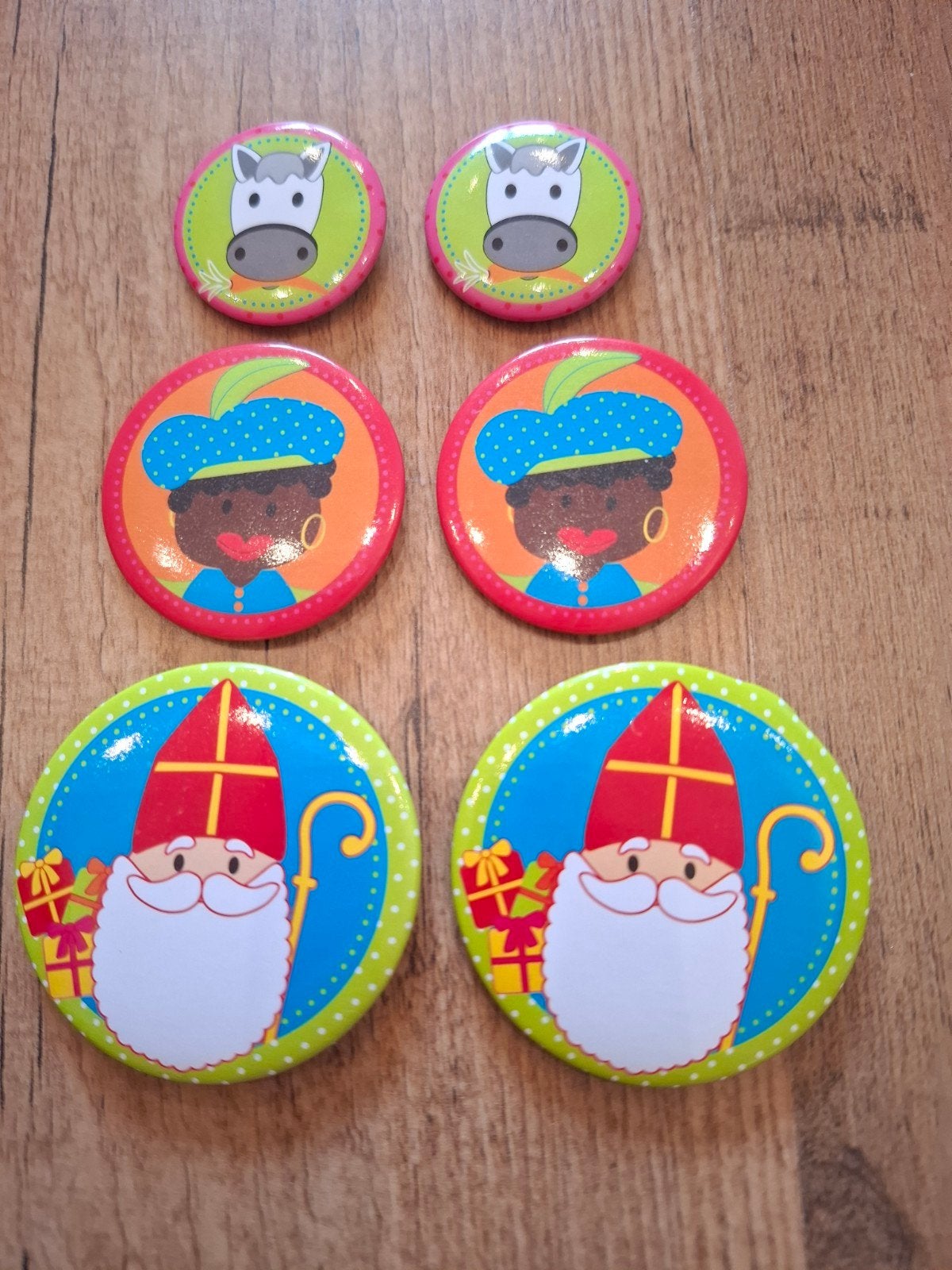 Sinterklaas buttons 6 stuks, Diversen, Ophalen of Verzenden, Nieuw