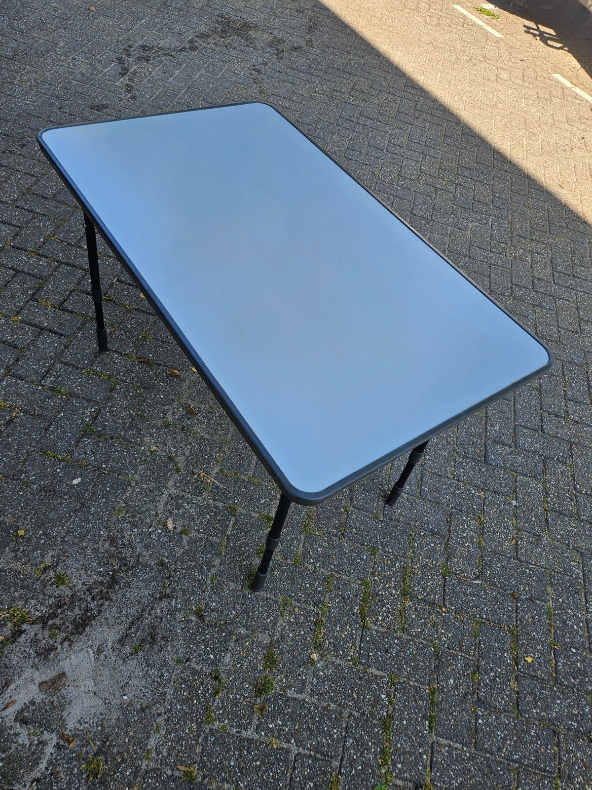 Lafuma campingtafel - opvouwbaar en verstelbaar, Ophalen, Gebruikt, Campingtafel