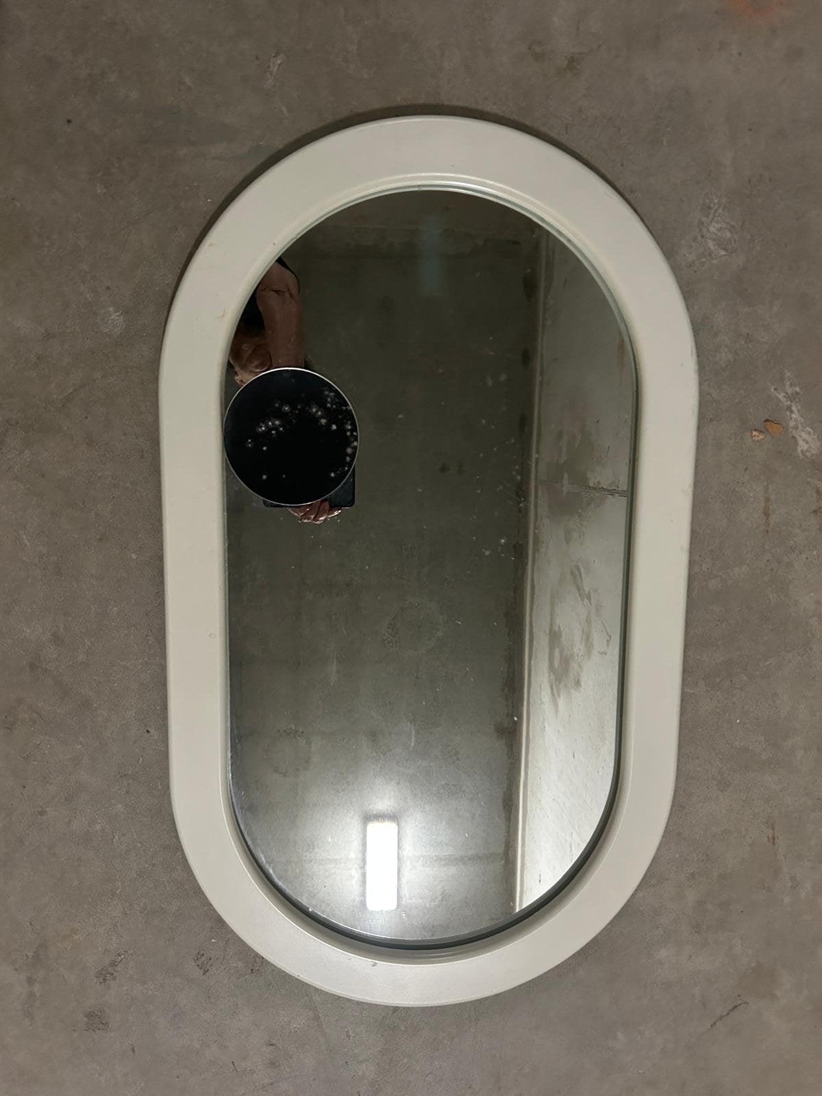 Ovale spiegel met witte lijst, Ophalen, Minder dan 50 cm, Gebruikt, Minder dan 100 cm