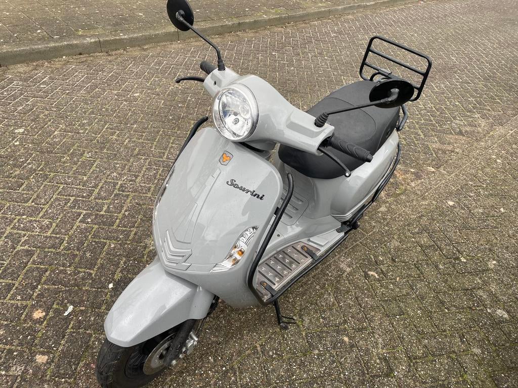 Scooters gezocht voor export., Zo goed als nieuw, Benzine, Ophalen, Overige merken