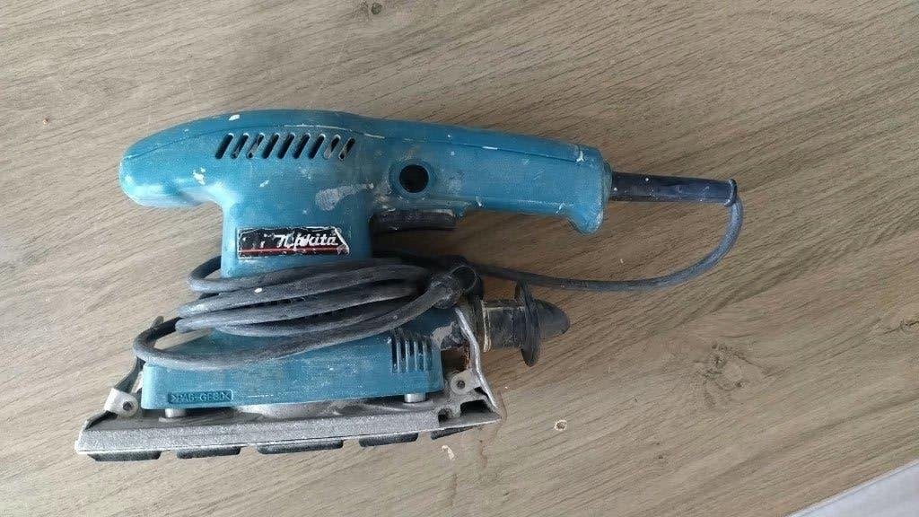 Makita schuurmachine, Doe-het-zelf en Verbouw, Gereedschap | Schuurmachines, Ophalen, Gebruikt, Minder dan 600 watt, Vlakschuurmachine
