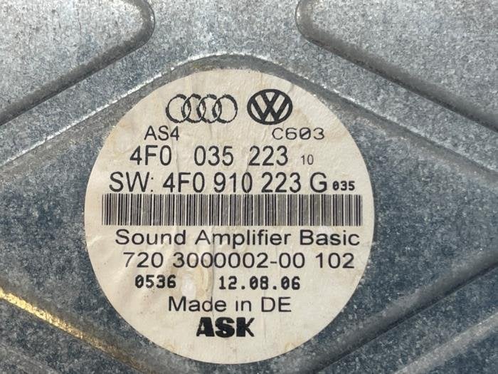 Radio versterker van een Audi A6, Gebruikt, -, Verzenden, -