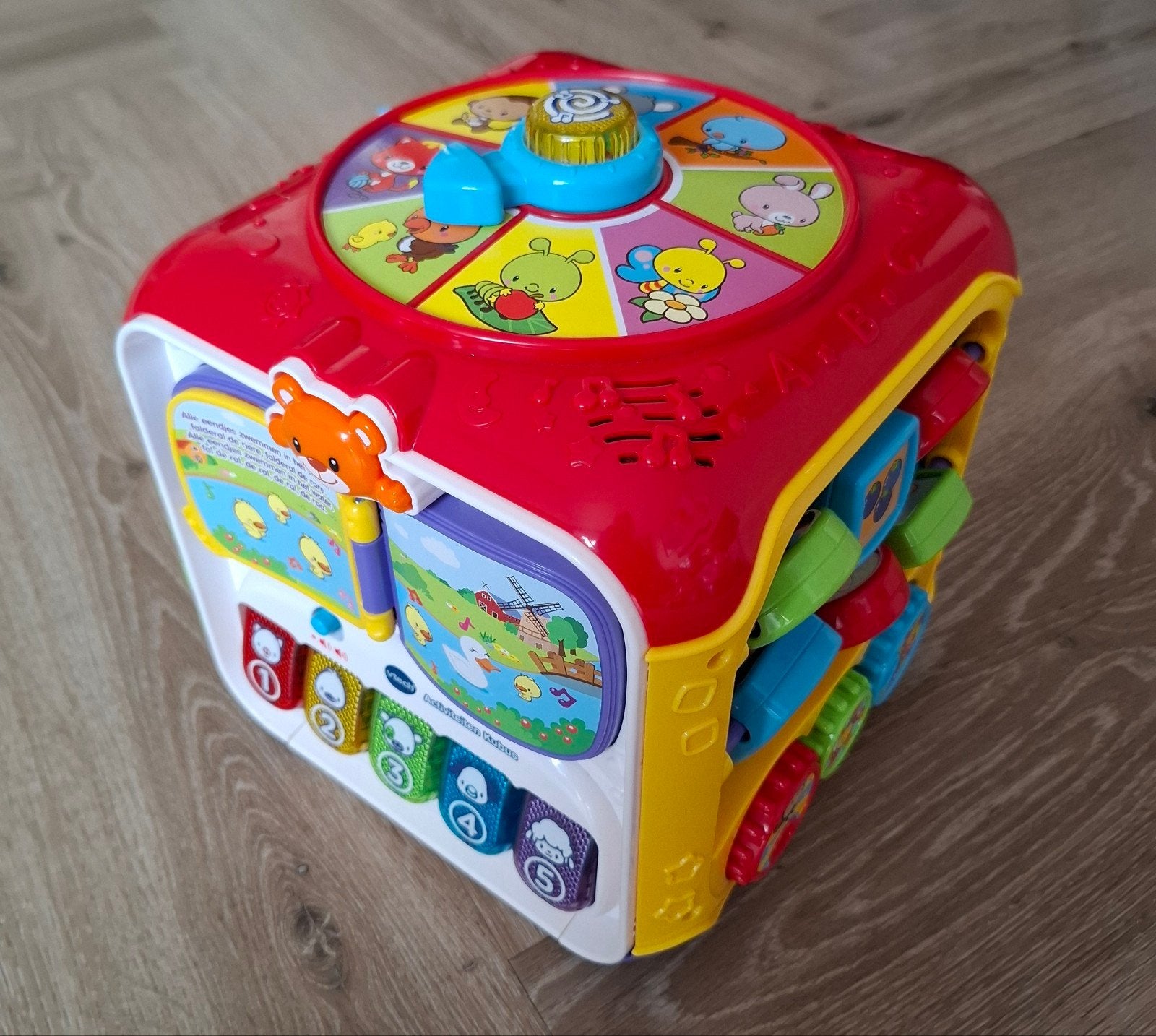 VTech Activiteiten Kubus, Kinderen en Baby's, Ophalen, Zo goed als nieuw, 6 maanden tot 2 jaar