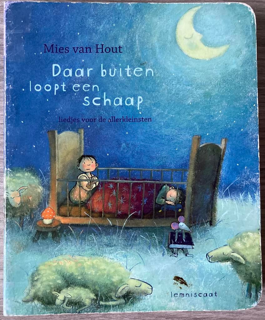Daar buiten loopt een schaap + Audio - Mies van Hout, Boeken, Ophalen of Verzenden, Gelezen