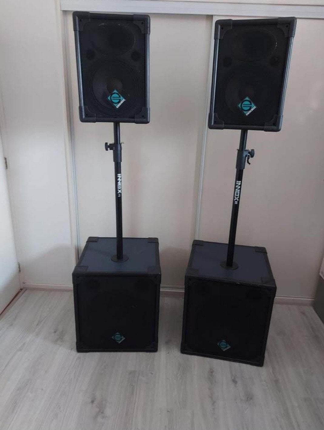Complete Gem Speaker Passieve Set met versterker(ook teruil), Audio, Tv en Foto, Luidsprekers, Inclusief standaarden, Gebruikt