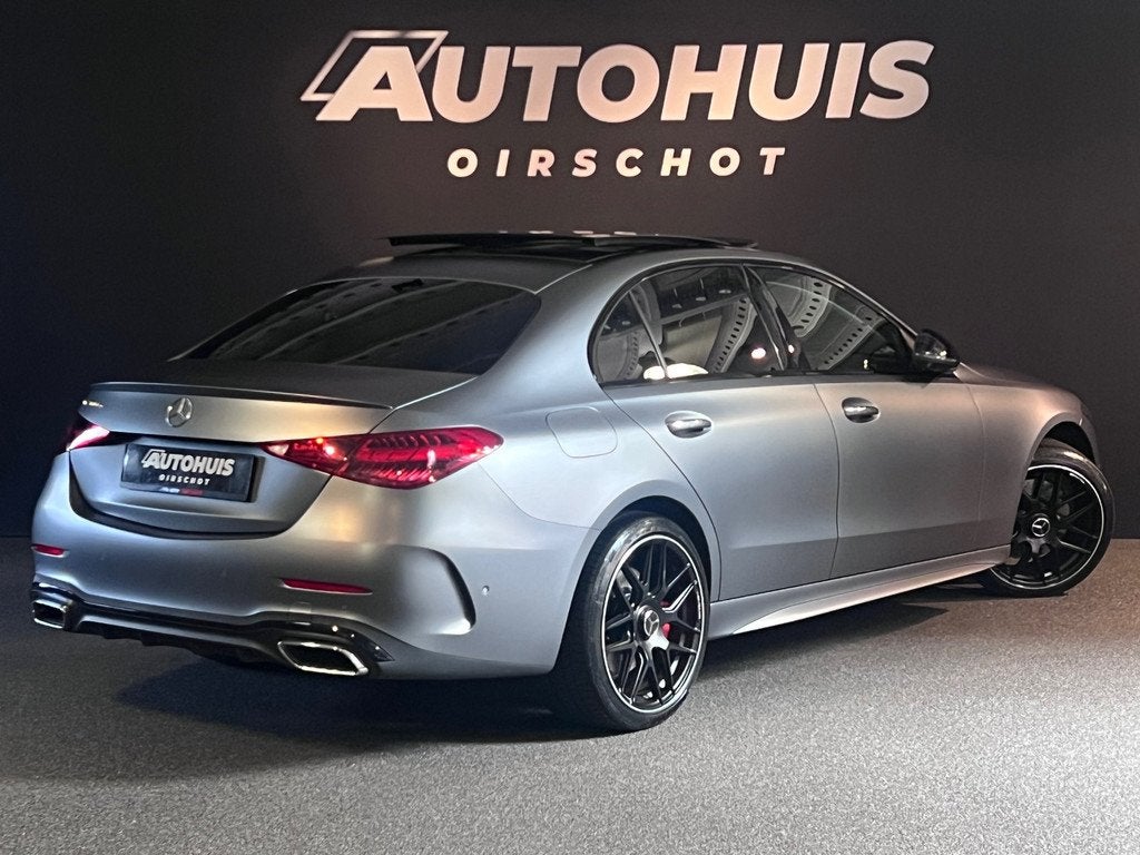 Mercedes-Benz C-klasse 300 e AMG Line Limousine MagnoMatt/ P, Automaat, Achterwielaandrijving, Gebruikt, Zwart