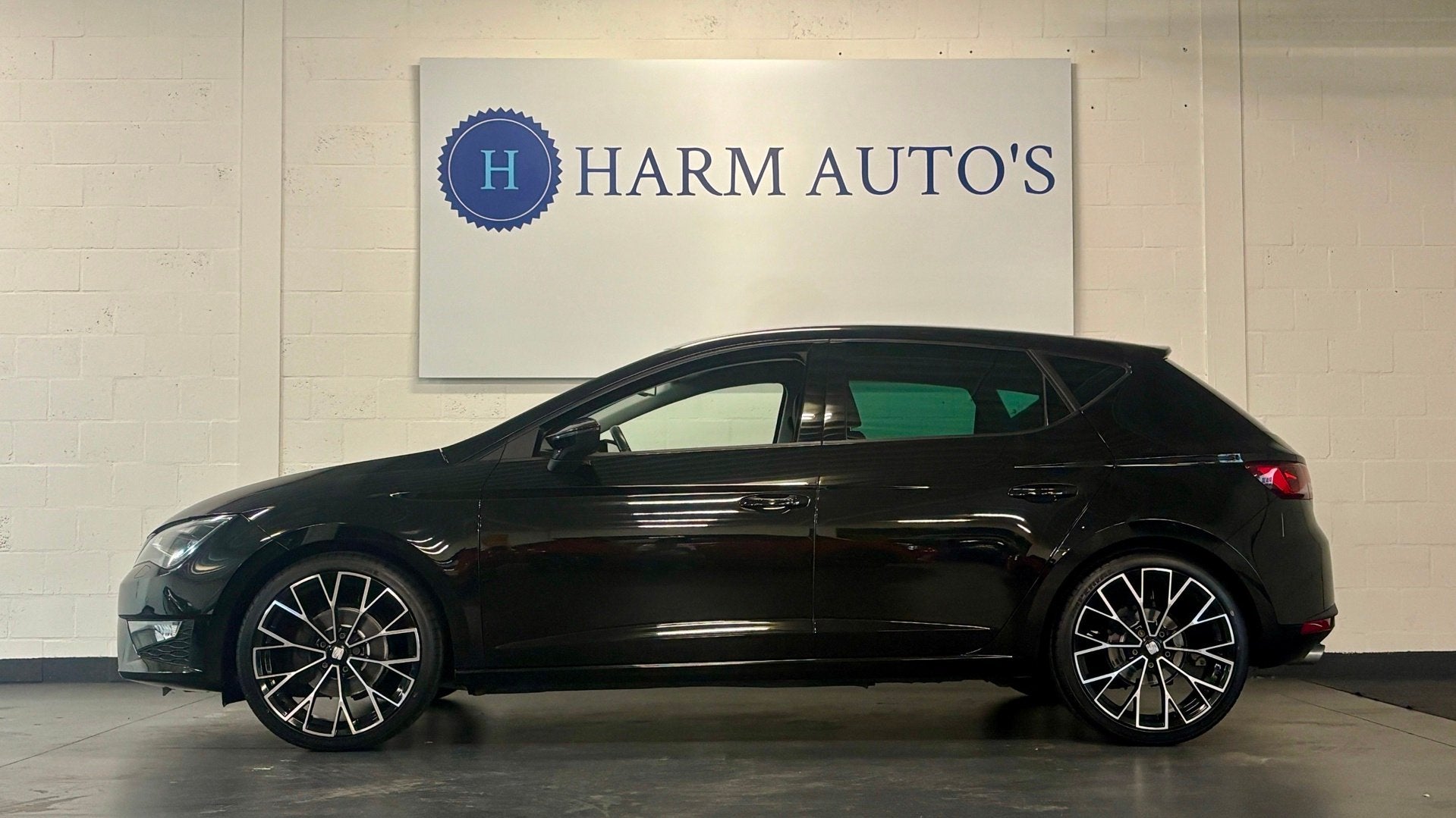SEAT Leon 1.4 EcoTSI FR 150pk DSG Navi / LED / Cruise / Trek, Gebruikt, Zwart, 4 cilinders, 150 pk