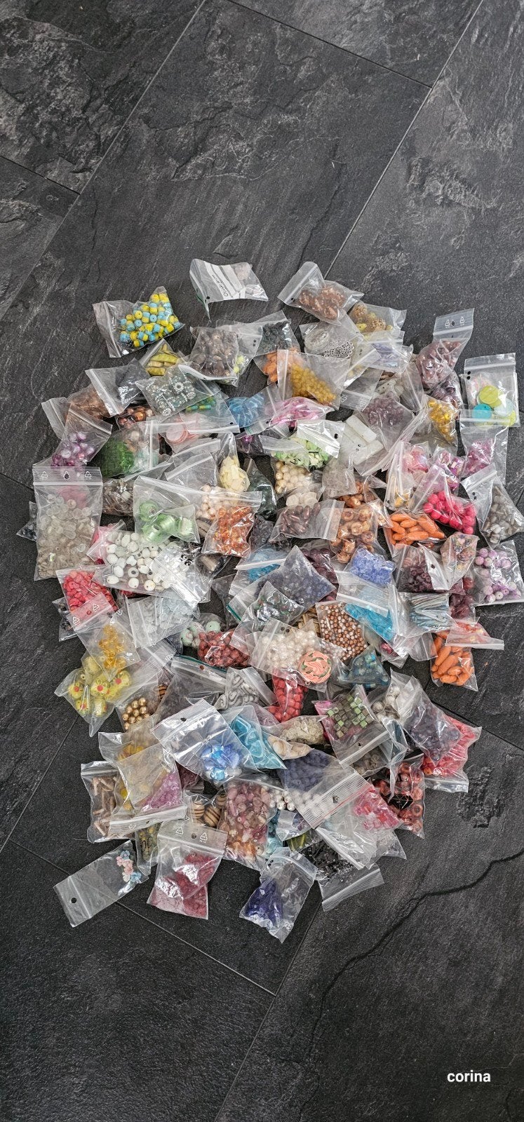 Grote partij (glas)kralen - 7 kg, Hobby en Vrije tijd, Ophalen of Verzenden, Kraal