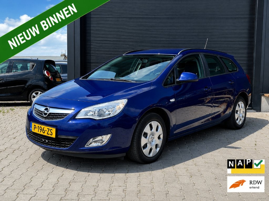 Opel Astra Sports Tourer 1.4 Edition, airco, bj 2012 lage km, Auto's, Opel, Voorwielaandrijving, 4 cilinders, Blauw, Handgeschakeld