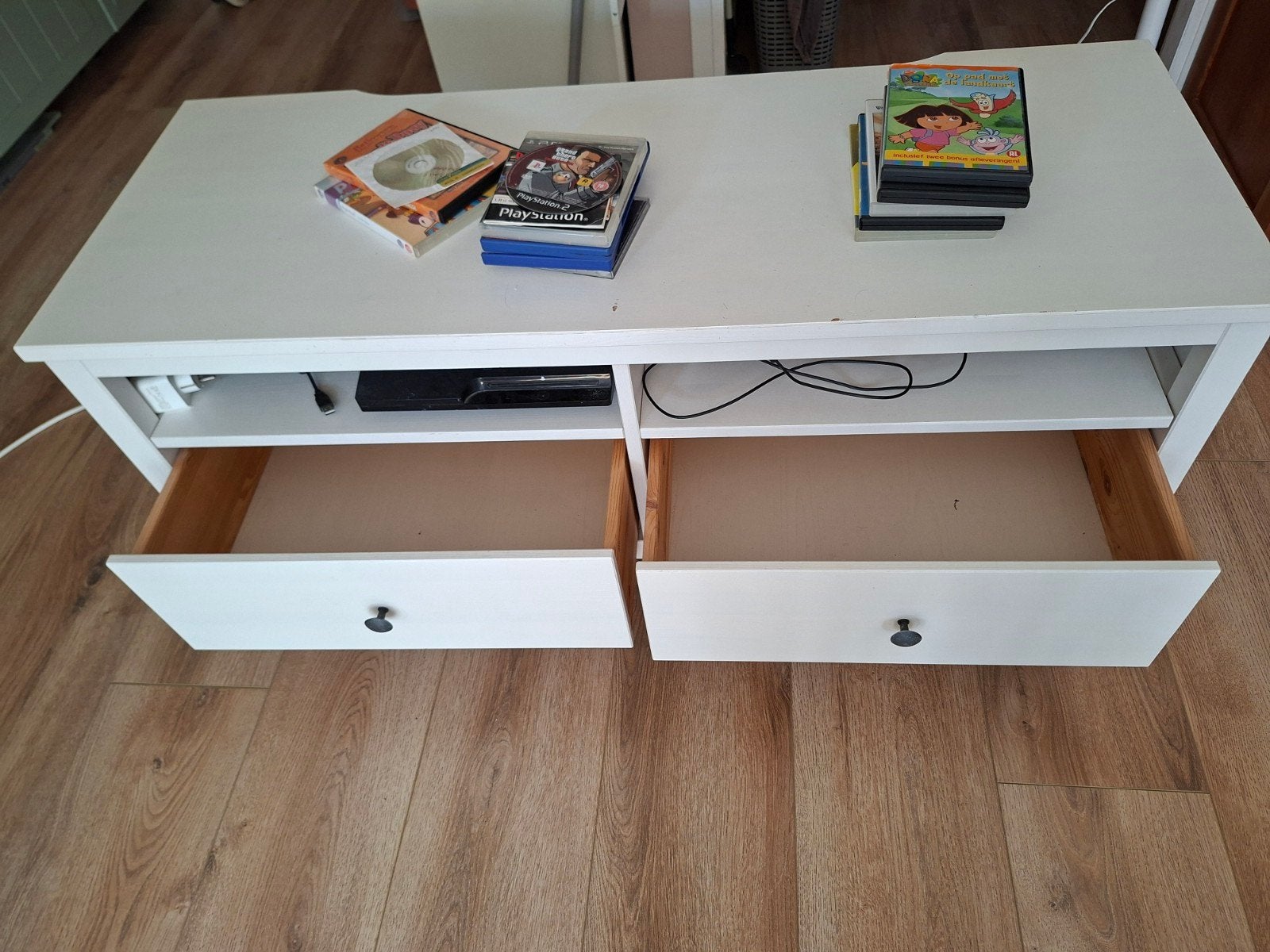 Tv kast, Huis en Inrichting, Kasten | Televisiemeubels, 100 tot 150 cm, Ophalen of Verzenden, Minder dan 100 cm, 25 tot 50 cm