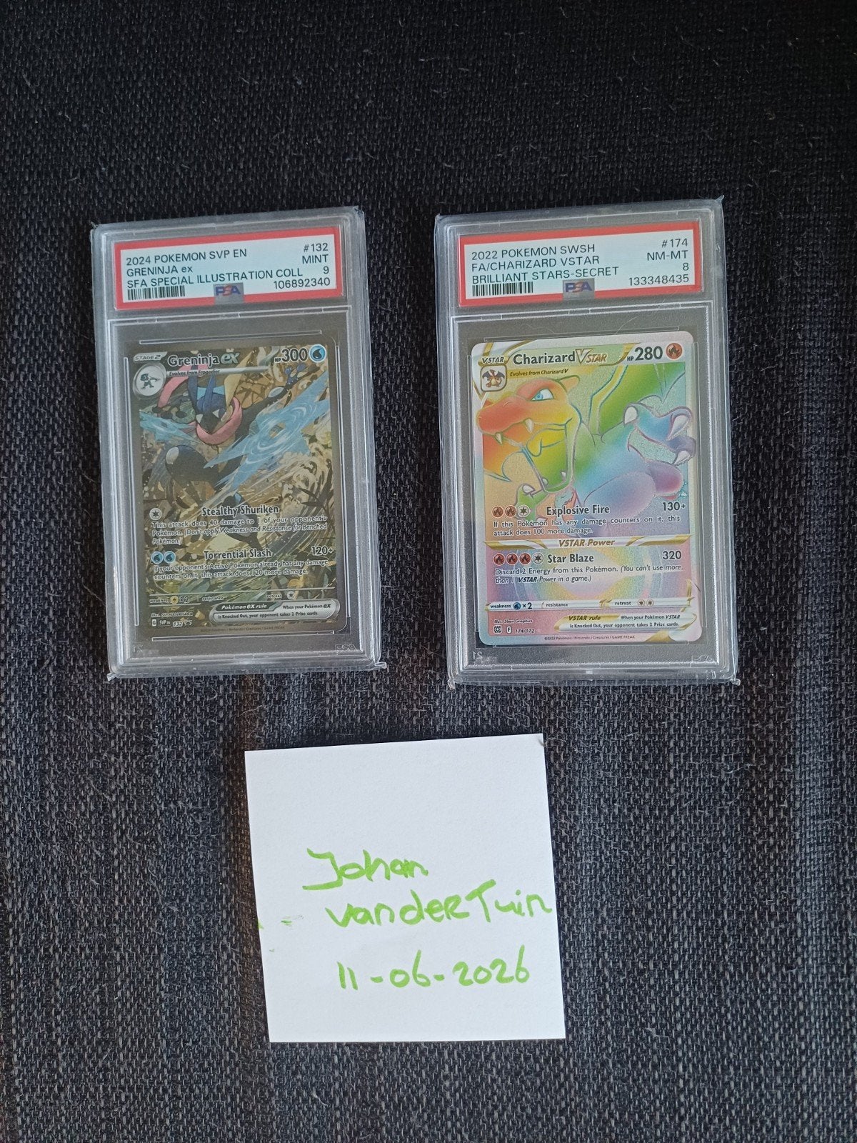 PSA 8 Charizard VSTAR & PSA 9 Greninja ex Pokémon kaarten, Ophalen of Verzenden, Zo goed als nieuw, Meerdere kaarten