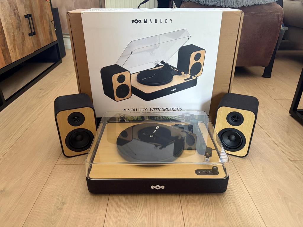 House of Marley Revolution Bundel Platenspeler, Ophalen of Verzenden, Zo goed als nieuw, Platenspeler, Overige merken
