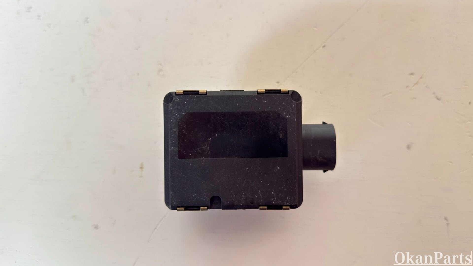 Mercedes-Benz A0009058913 ACC radarsensor