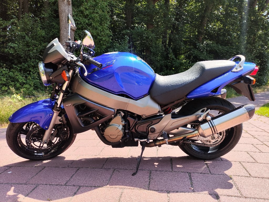 Honda X11 / CB1100SF — krachtige naked bike, lage km-stand, Sportuitlaat, 4 cilinders, Motorrijbewijs A, Gebruikt