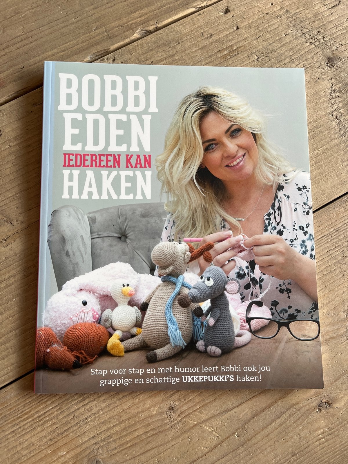 Bobbi Eden Iedereen kan haken - Boek, Ophalen of Verzenden, Zo goed als nieuw, Breien en Haken, Geschikt voor kinderen