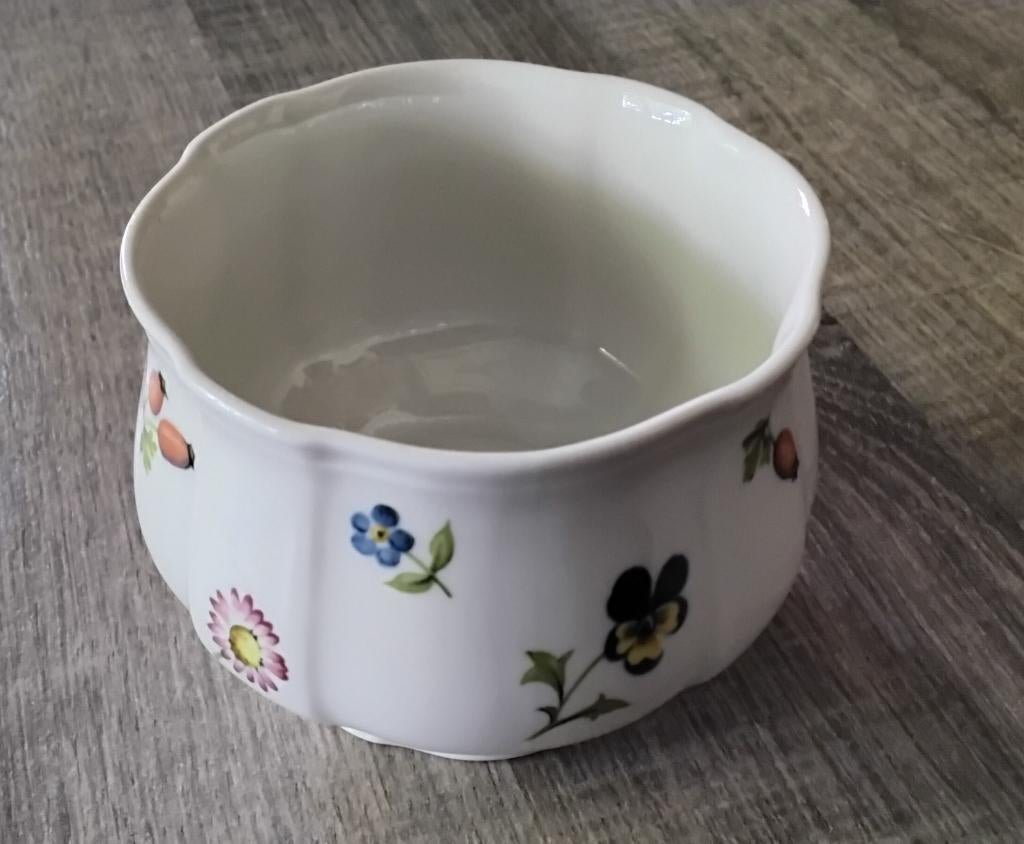 Villeroy en Boch suikerpotje 'petite fleur', Huis en Inrichting, Keuken | Servies, Ophalen, Overige typen, Zo goed als nieuw, Overige stijlen