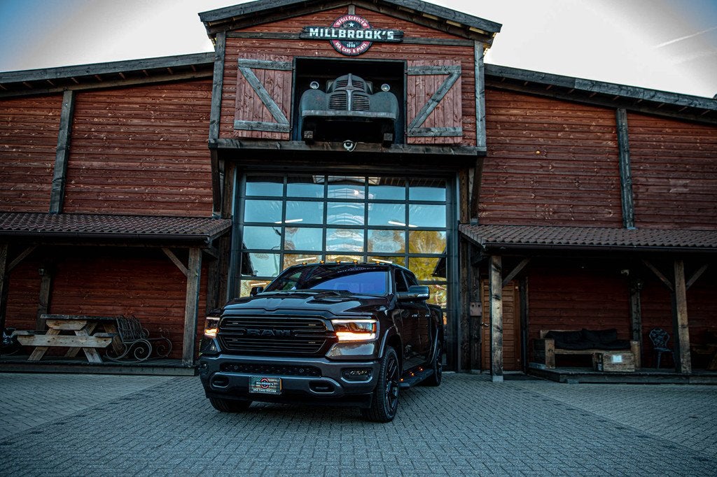 Dodge Ram 1500 5.7 V8 Laramie night | | 1e eigenaar | org nl, Auto's, Dodge, Automaat, Lichtsensor, Gebruikt, 5654 cc