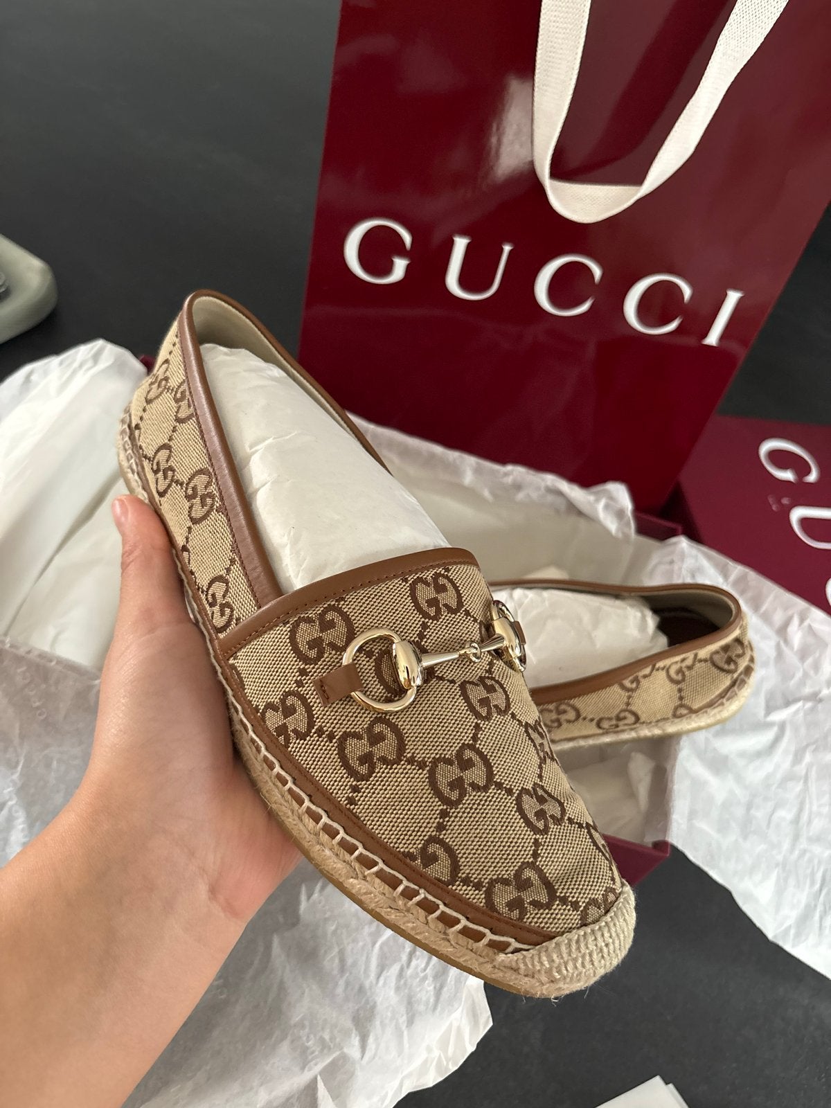 Gucci instappers Maat 38 met doos, bon en dustbag, Ophalen of Verzenden, Zo goed als nieuw, Bruin, Espadrilles of Moccasins