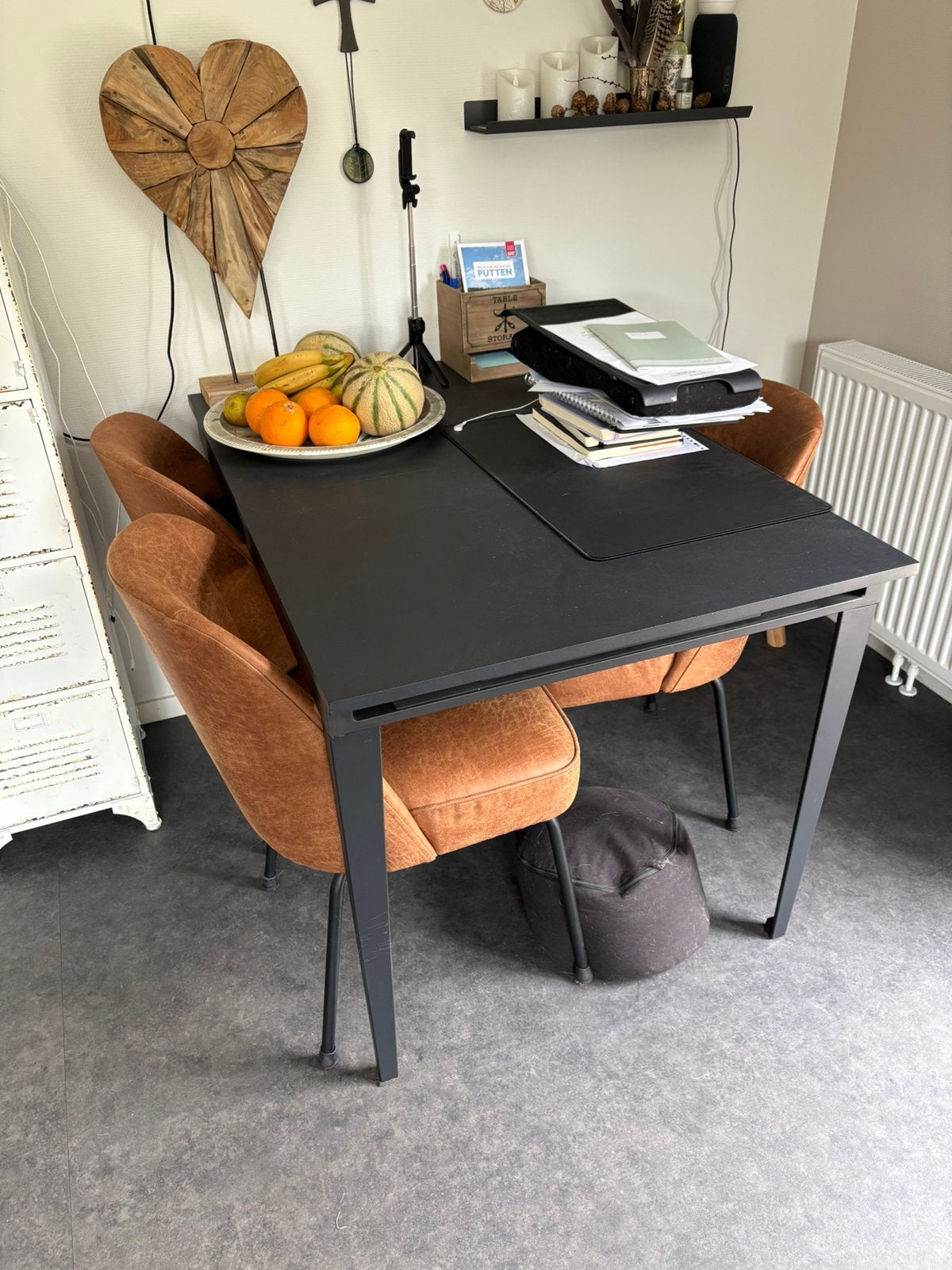 Uitschuifbare eettafel 1.20/1.60 x 80 zwart, Ophalen, Zo goed als nieuw