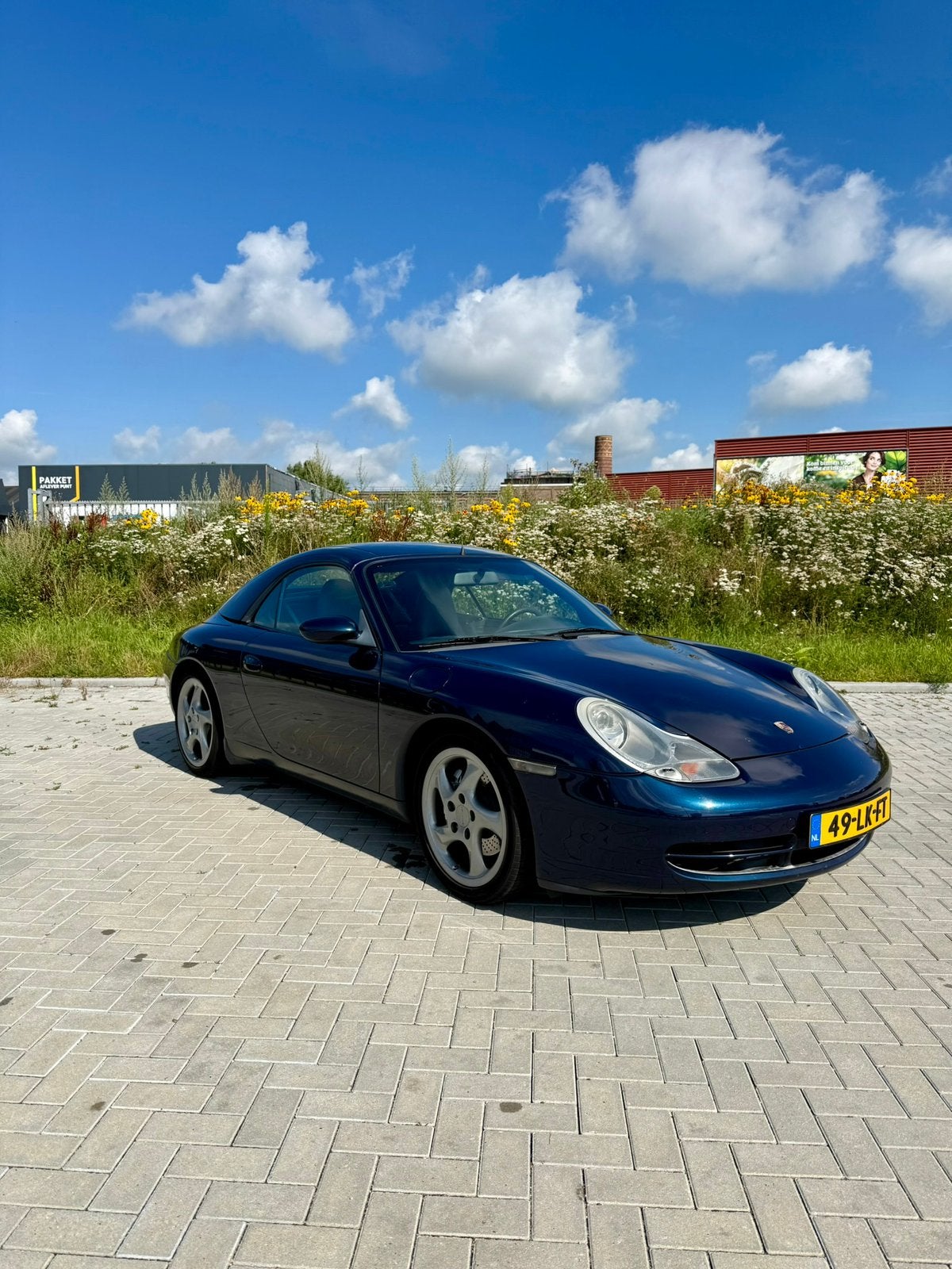 Porsche 911