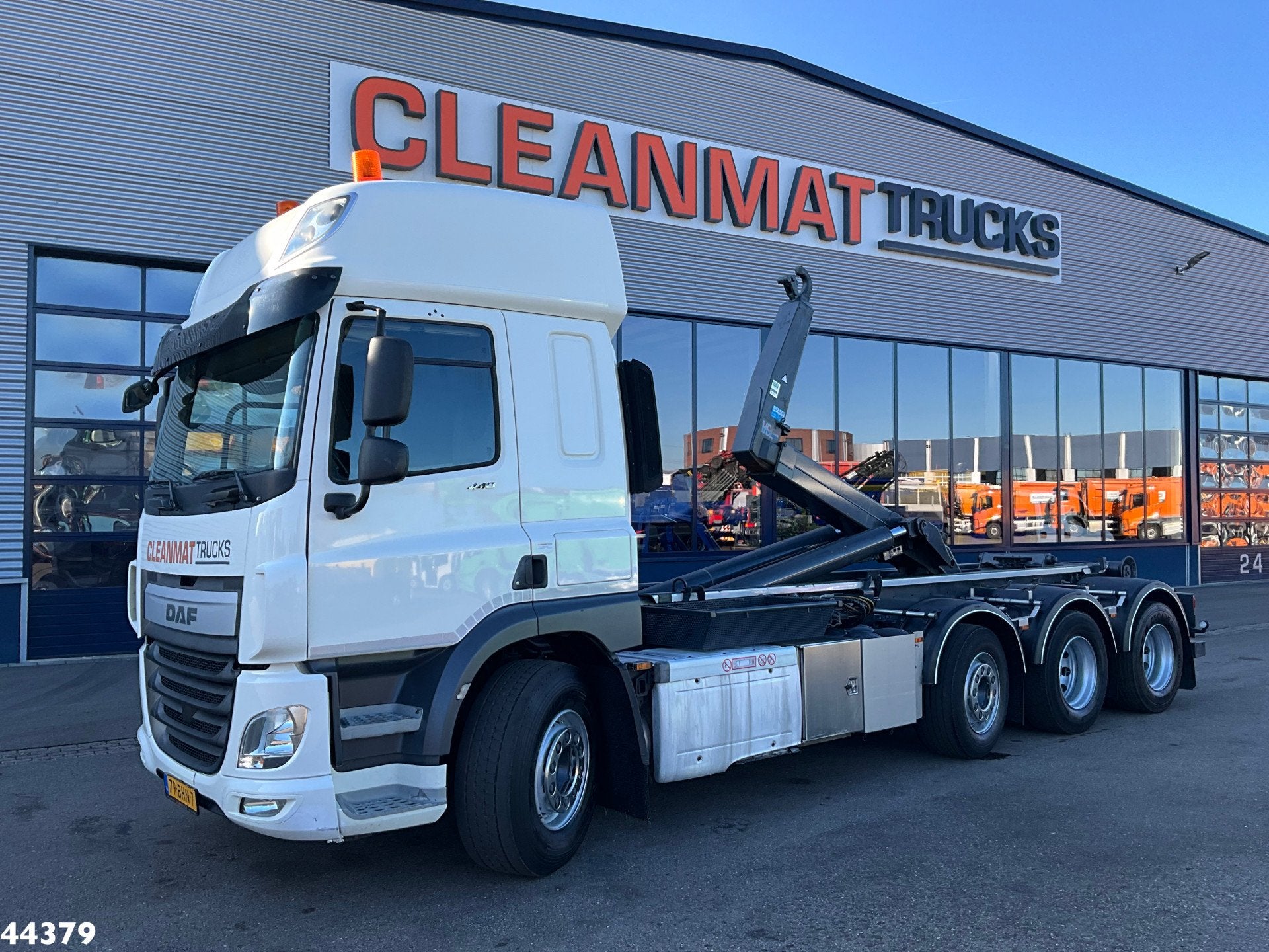 DAF FAK CF 440 Euro 6 VDL 26 Ton haakarmsysteem (bj 2016), Automaat, Parkeercamera, Euro 6, Origineel Nederlands