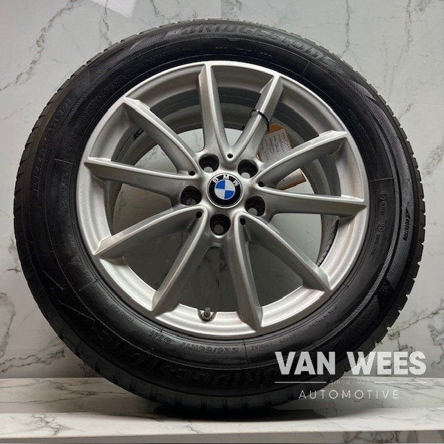 Bmw X1 X2 F48 F39 225/55/17 INCH WINTERSET BRIDGESTONE, Gebruikt, -, -, Banden en Velgen