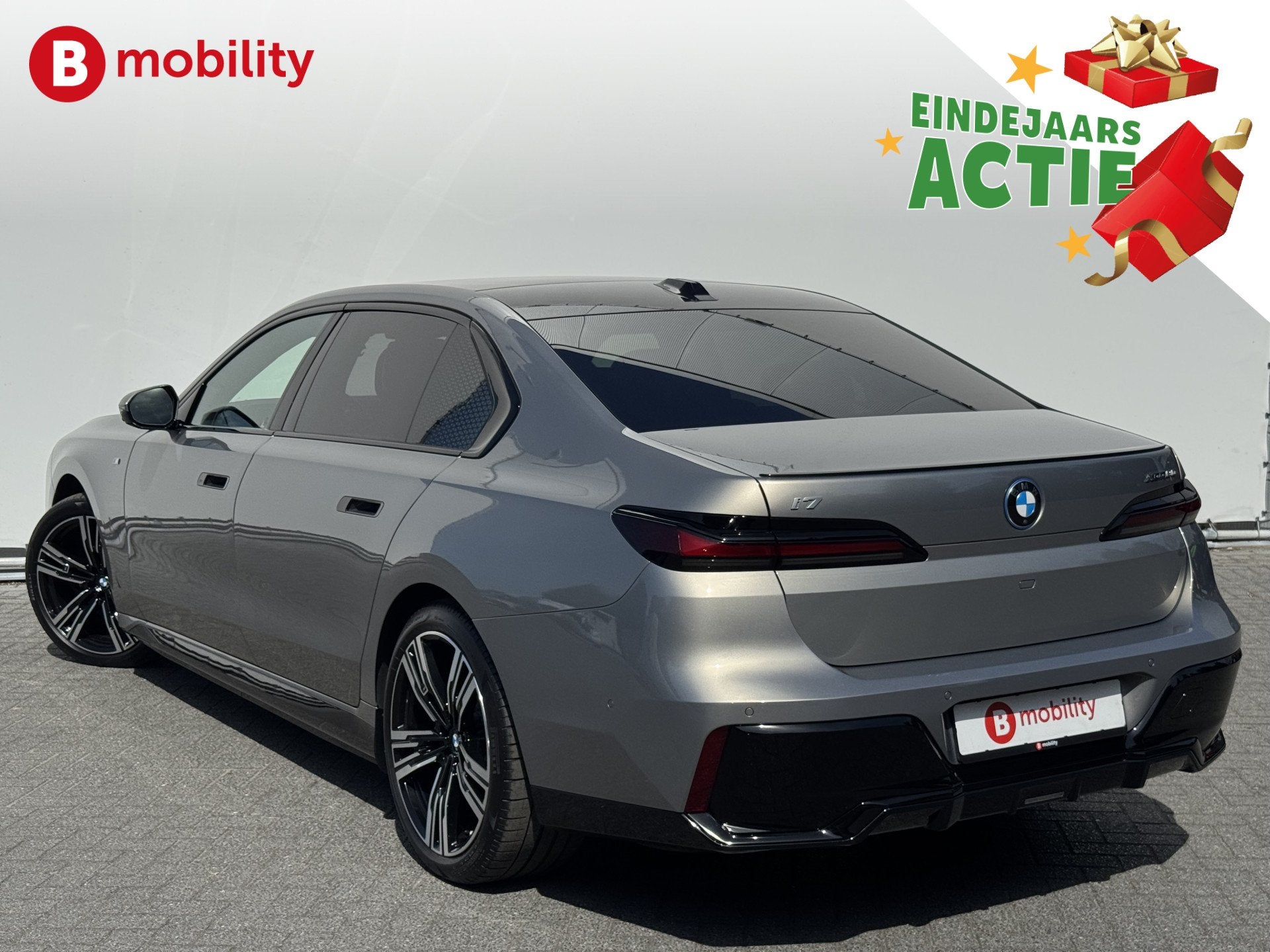 BMW i7 xDrive60 106 kWh M-Sport Pro Panoramadak NL Auto! | B, Auto's, Automaat, Dealer onderhouden, Gebruikt, Zwart