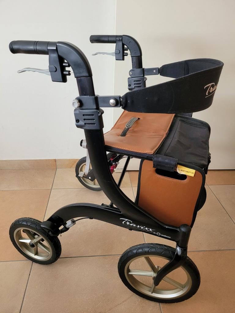 Rollator Travixx traveller maat S Z.g.a.n., Diversen, Rollators, Ophalen, Opvouwbaar, Zo goed als nieuw
