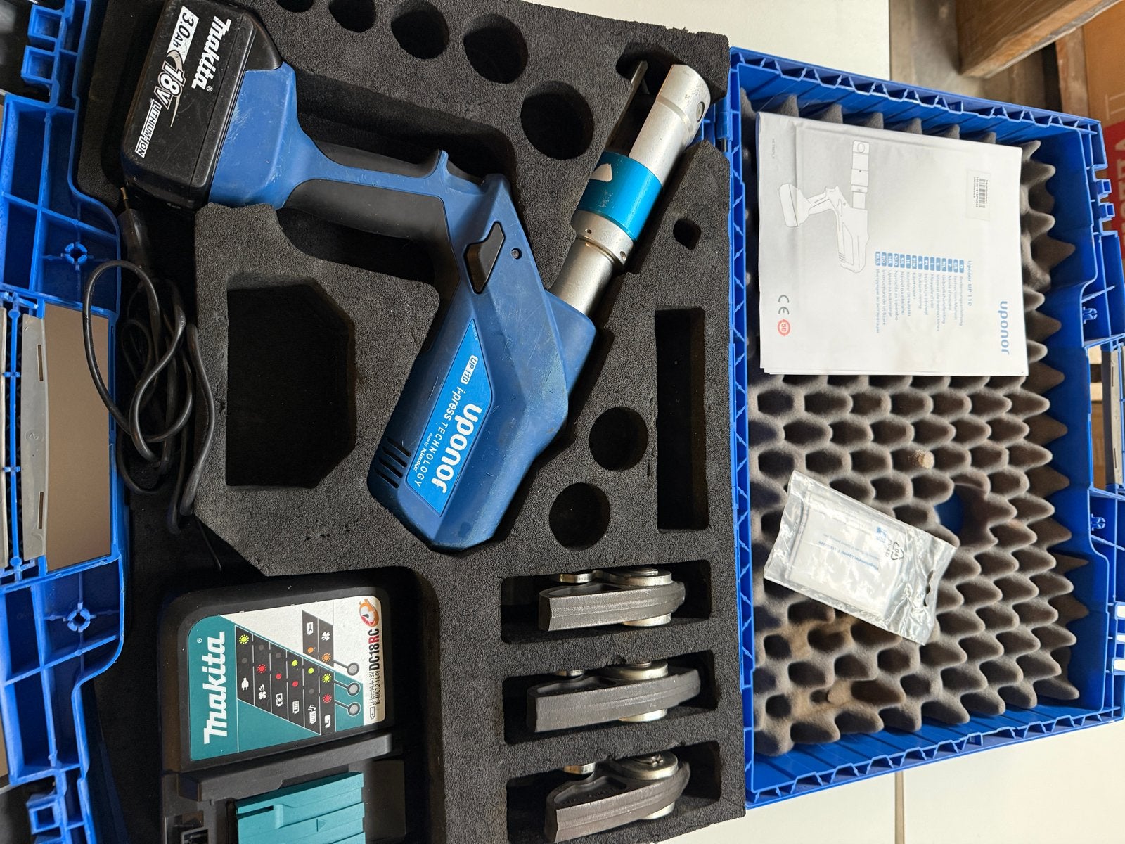 Uponor UP110 Perstang Complete Set, Ophalen, Gebruikt