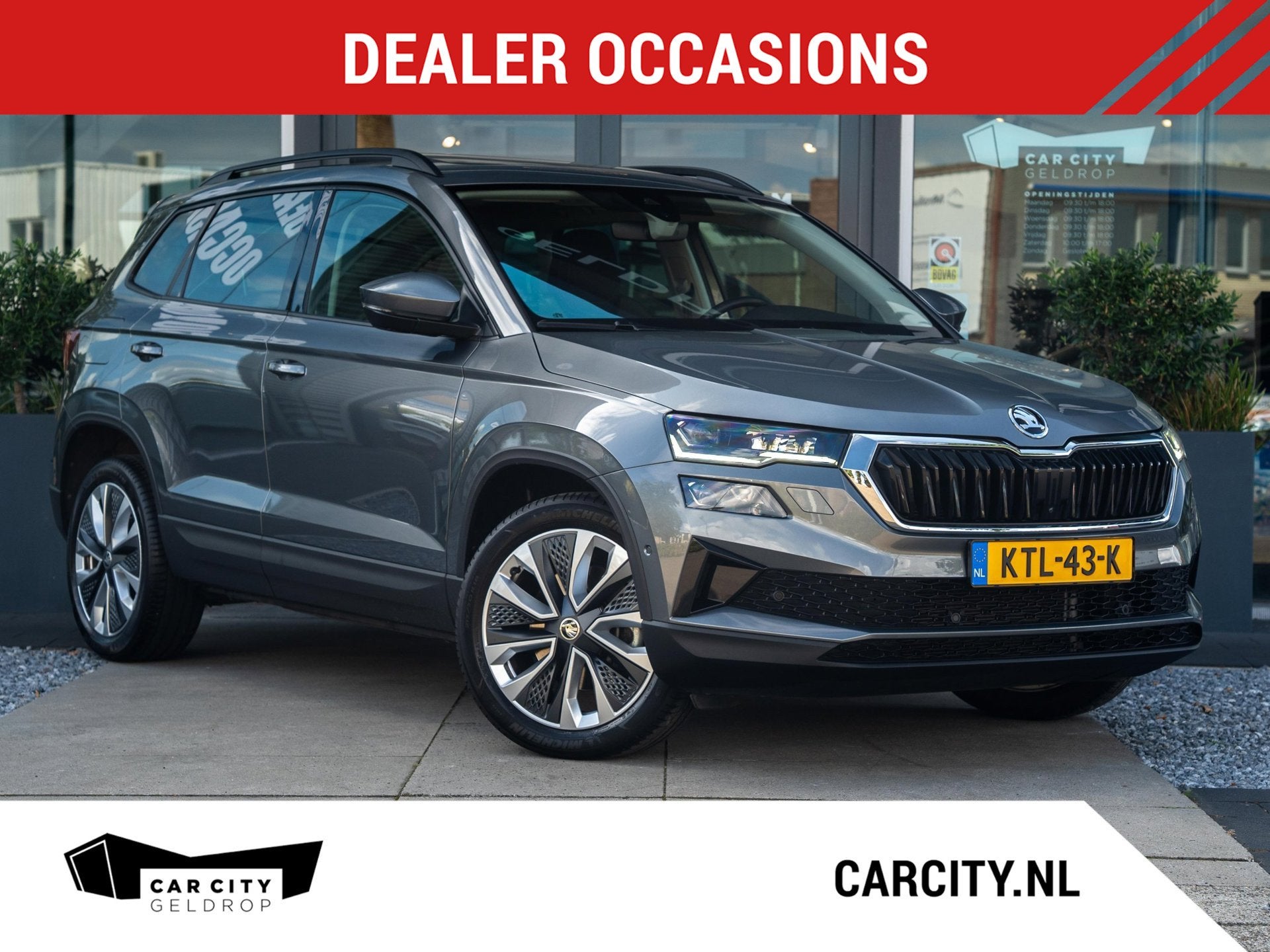 Skoda KAROQ 1.5 TSI 150pk Automaat Business Edition Plus | P, Auto's, Dealer onderhouden, Stof, 4 cilinders, Karoq