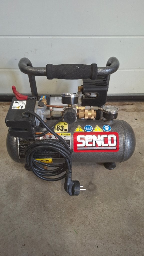 Senco PC1010 Lucht compressor 8 Bar 230volt., ., Ophalen of Verzenden, Zo goed als nieuw, .