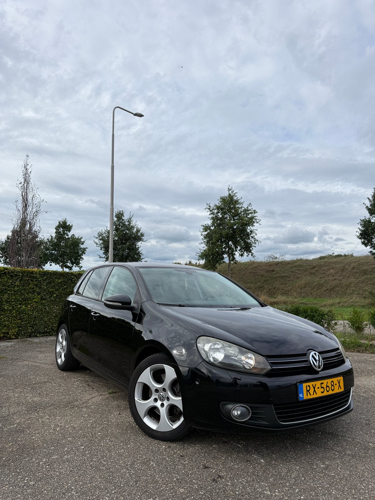 Volkswagen Golf 1.4 TSI 160 PK Automaat | Bomvol | CarPlay, Auto's, 680 kg, 4 cilinders, Zwart, Leder