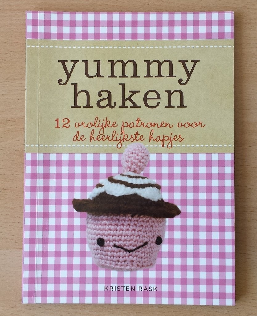 Yummy Haken - Kristen Rask - 2012, Gebruikt, Ophalen of Verzenden, Nvt, Patroon of Boek