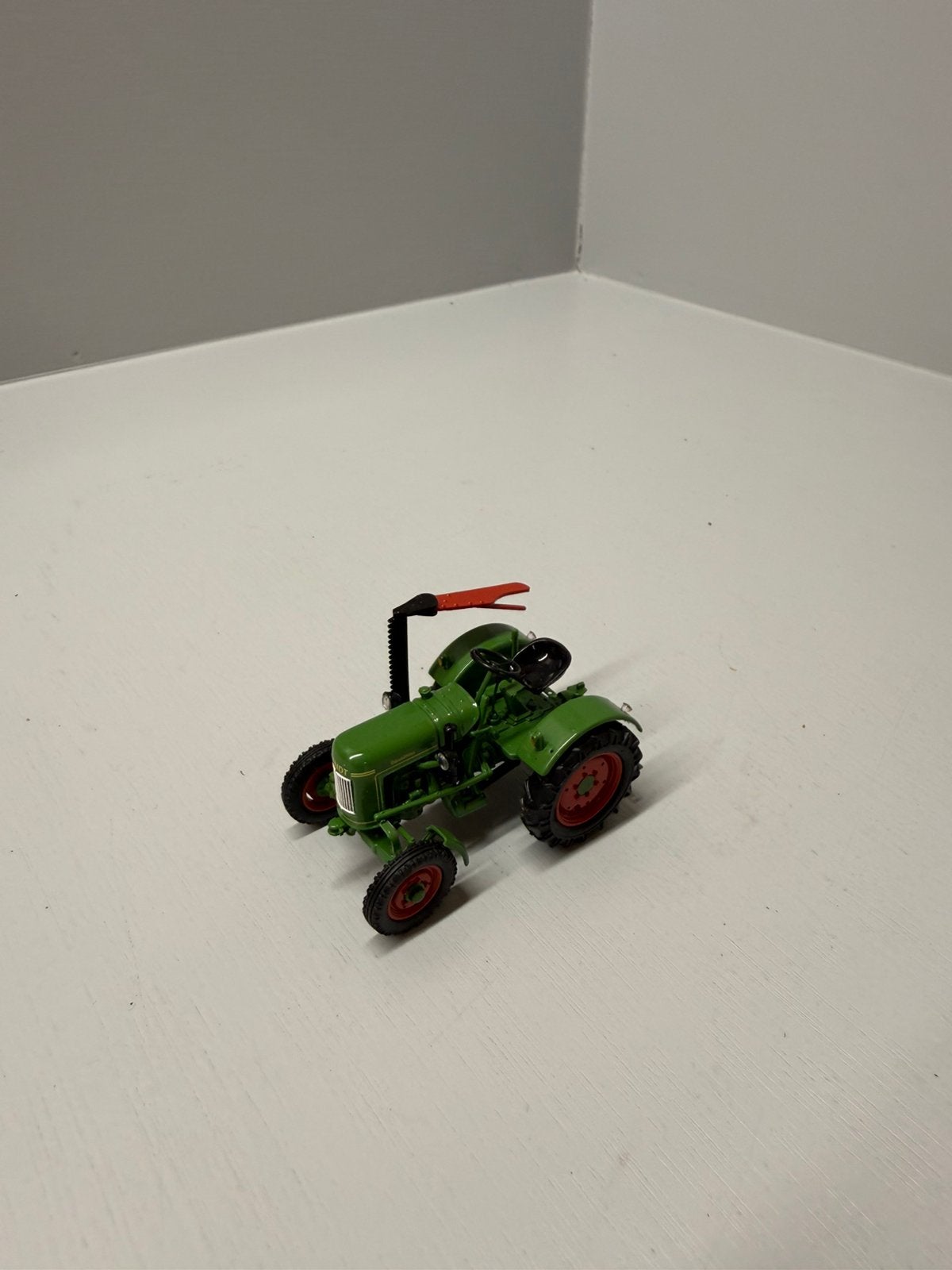 Schuco fendt dieselros, Hobby en Vrije tijd, Modelauto's | 1:32, Ophalen of Verzenden, Gebruikt, Tractor of Landbouw, Schuco
