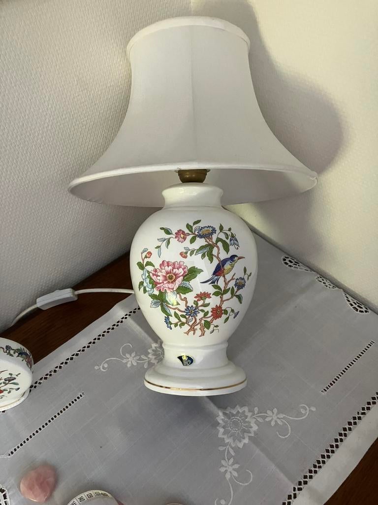 Zeer mooie Aynsley Pembroke schemerlamp, Ophalen of Verzenden