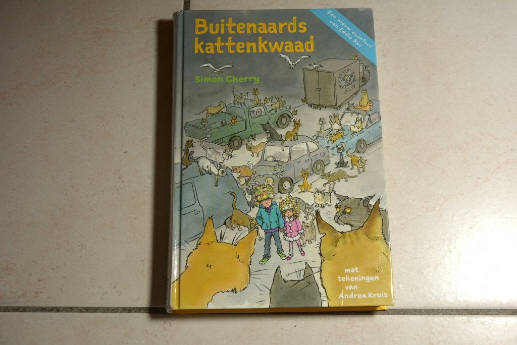 Eddie Kei buitenaards kattenkwaad / Simon Cherry , Boeken, Ophalen of Verzenden, Zo goed als nieuw, Fictie algemeen