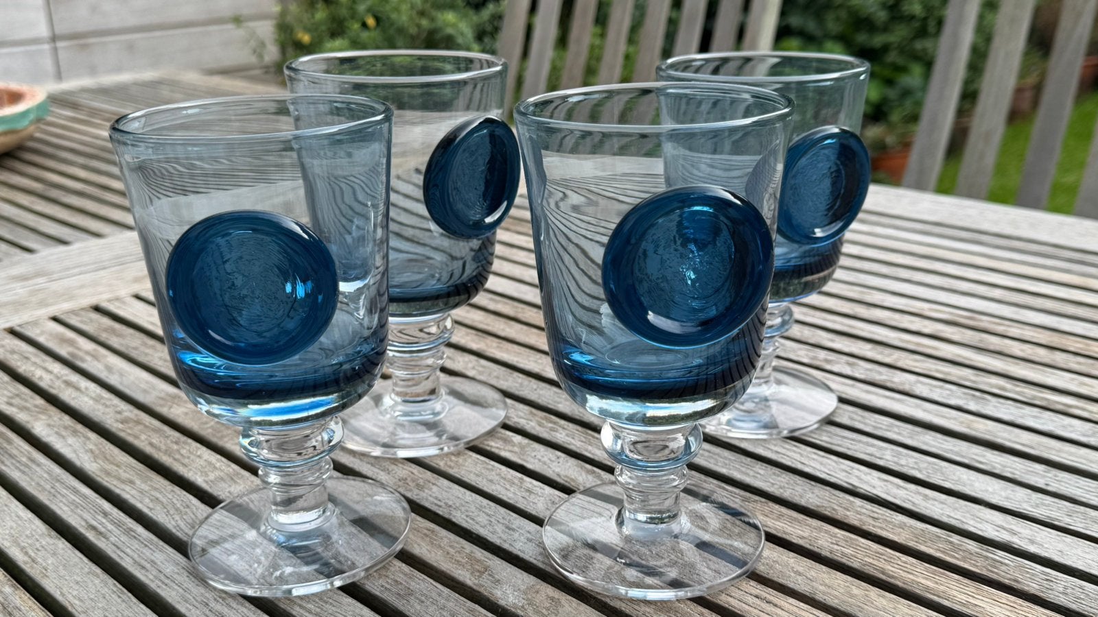 Set van 4 kobaltblauwe roemers, Antiek en Kunst, Antiek | Glas en Kristal, Ophalen of Verzenden