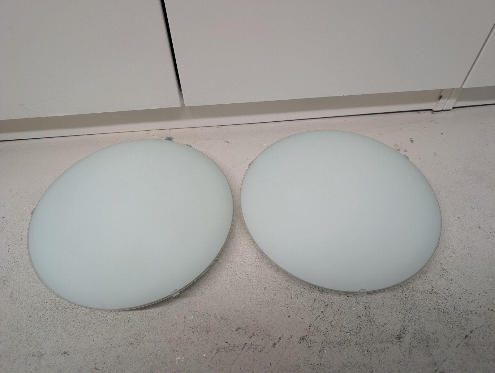 2 Plafondlampen (30cm) Metalen en Glas., Huis en Inrichting, Zo goed als nieuw, Wit, Glas, 30 cm