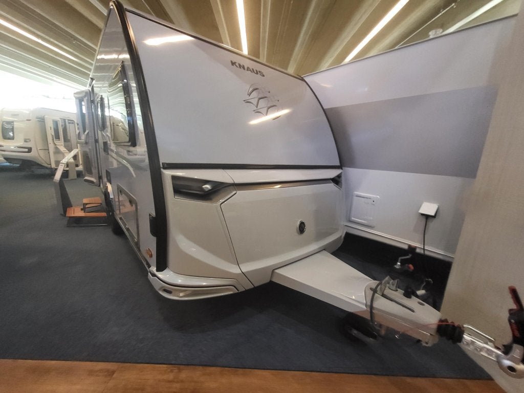 Knaus Sudwind Black Selection 460 EU; compleet af fabriek, Caravans en Kamperen, Caravans, Rondzit, Bedrijf, 5 tot 6 meter, Knaus